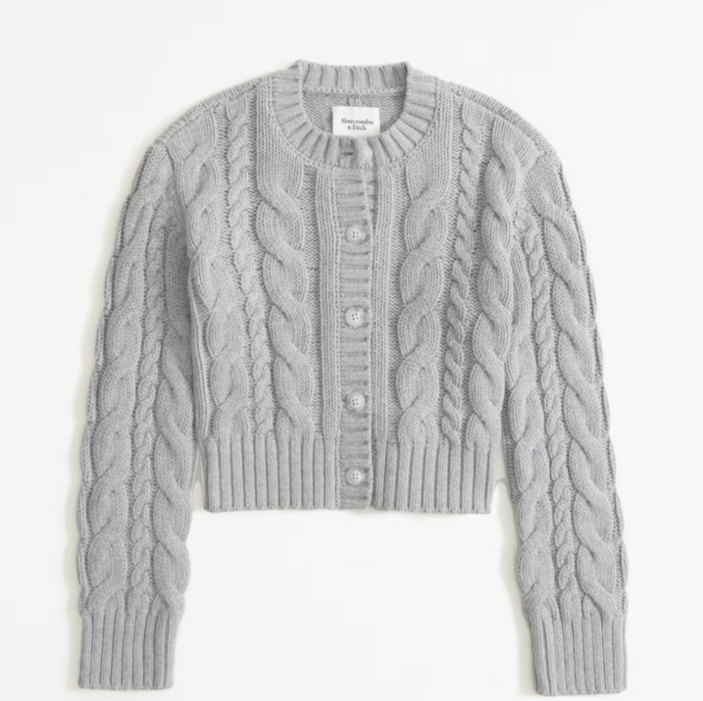 Nwt abercrombie cropped cable chunky cardigan thick sweater gray top